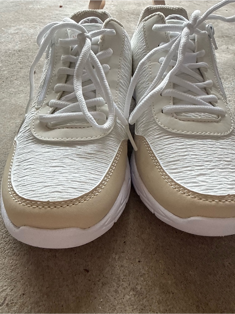 Vionic Jetta Sneakers Women’s 8.5 White Zip Lace Comfort Walking Shoes New